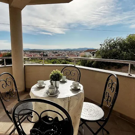 Sos Apartment *