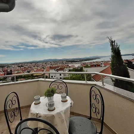 Sos * Vodice